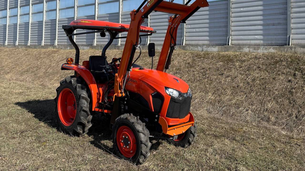 Впервые в России трактор Kubota L3218 смотреть онлайн