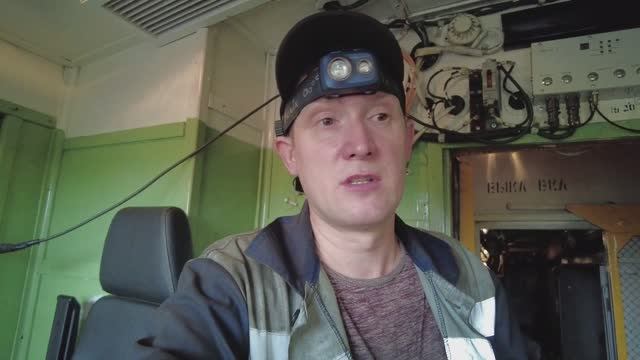 ЖД. Лампа КТ. Привод СО. Делаем песок под колесо. Утечка воздуха у реверсора. 64/25 смотреть онлайн