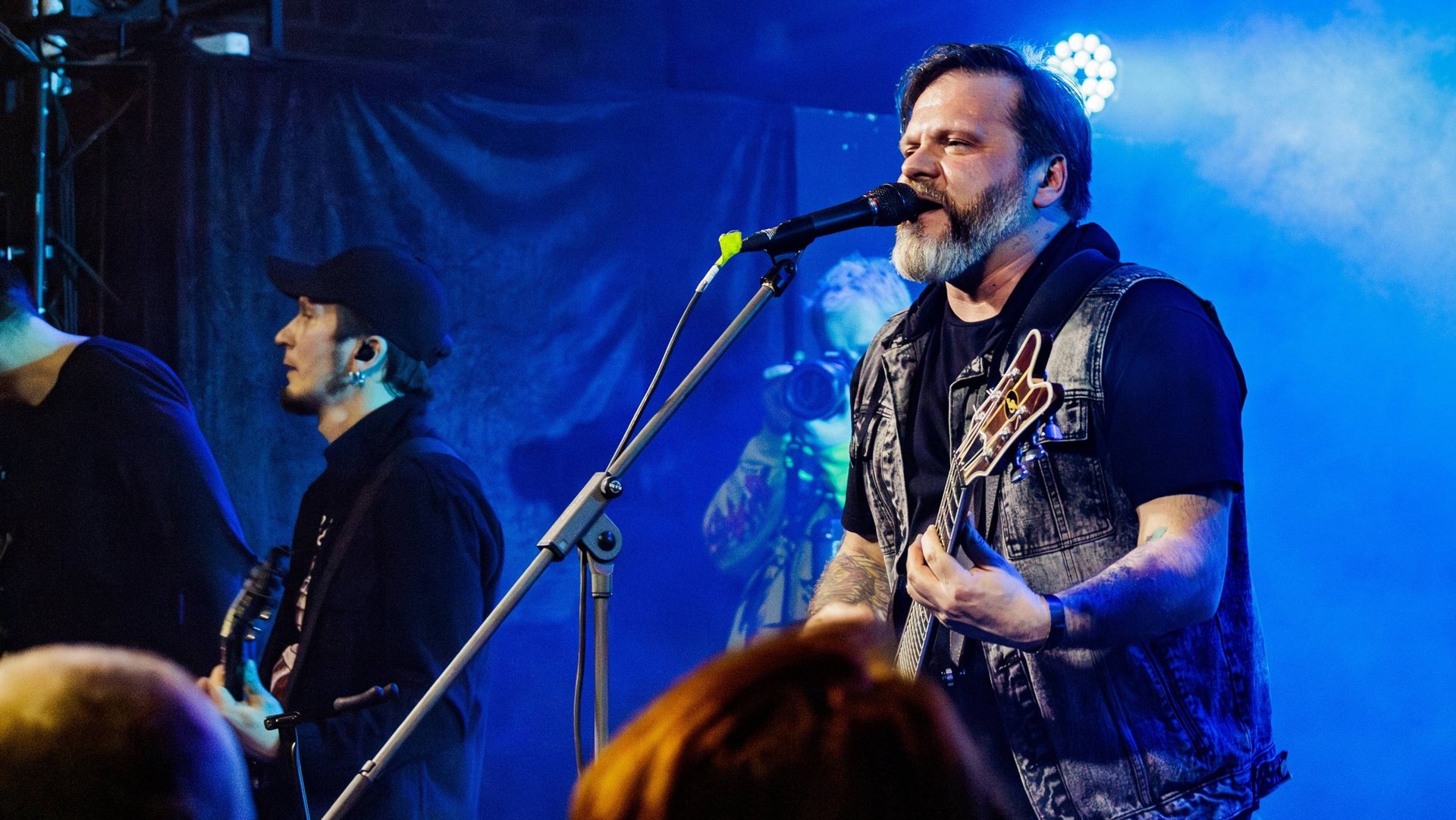 Декабрь - Люблю, люблю. Концерт. Factory смотреть онлайн