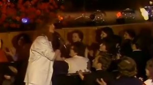 Алла Пугачева - Не имей 100 рублей, а имей 100 друзей!