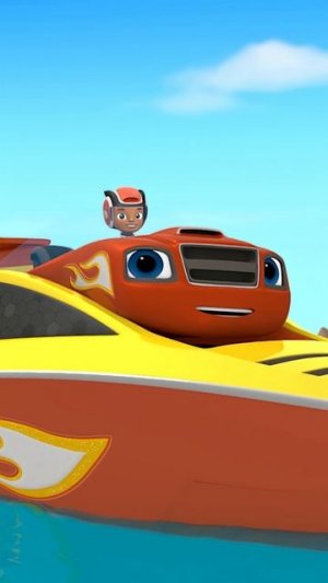 Вспыш и чудо-машинки | Вспыш трансформируется в водный мотоцикл!  #Shorts