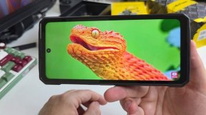 Самый БРУТАЛЬНЫЙ Смартфон в 2025 году - Ulefone Armor 33 Pro