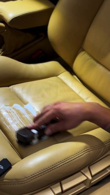 Ретро ASMR 🎧 Звуки детейлинга на BMW 1947 года!