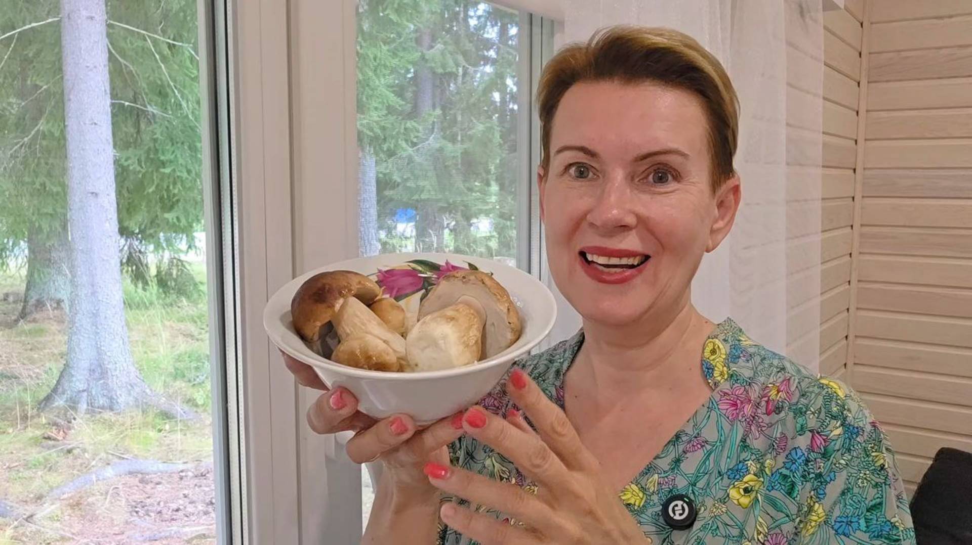 НЕЗАТЕЙЛИВЫЙ СУП ИЗ БЕЛЫХ ГРИБОВ "ТРИ ГРИБА" | ОТПУСК В КАРЕЛИИ смотреть онлайн