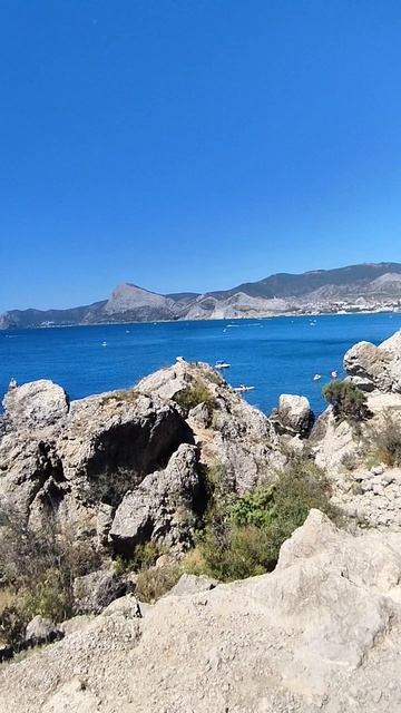 Судак. Тропа на Алчак Кая и Чертов мостик. смотреть онлайн