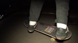 НОЧНЫЕ ТРЮКИ НА СКЕЙТЕ