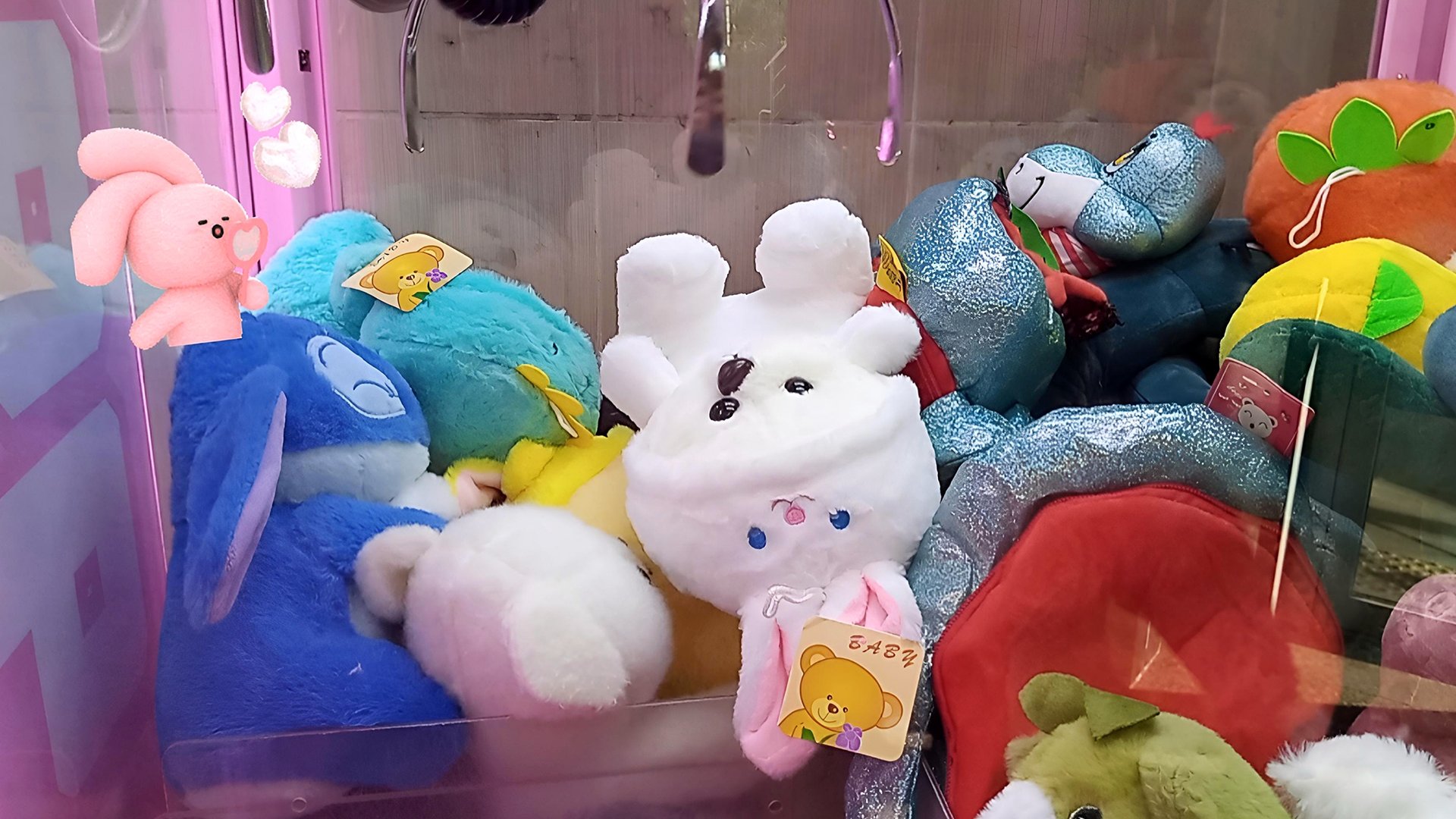 Играем в Хватайку. Вытащили много игрушек. смотреть онлайн