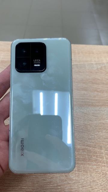 Xiaomi 13 смотреть онлайн