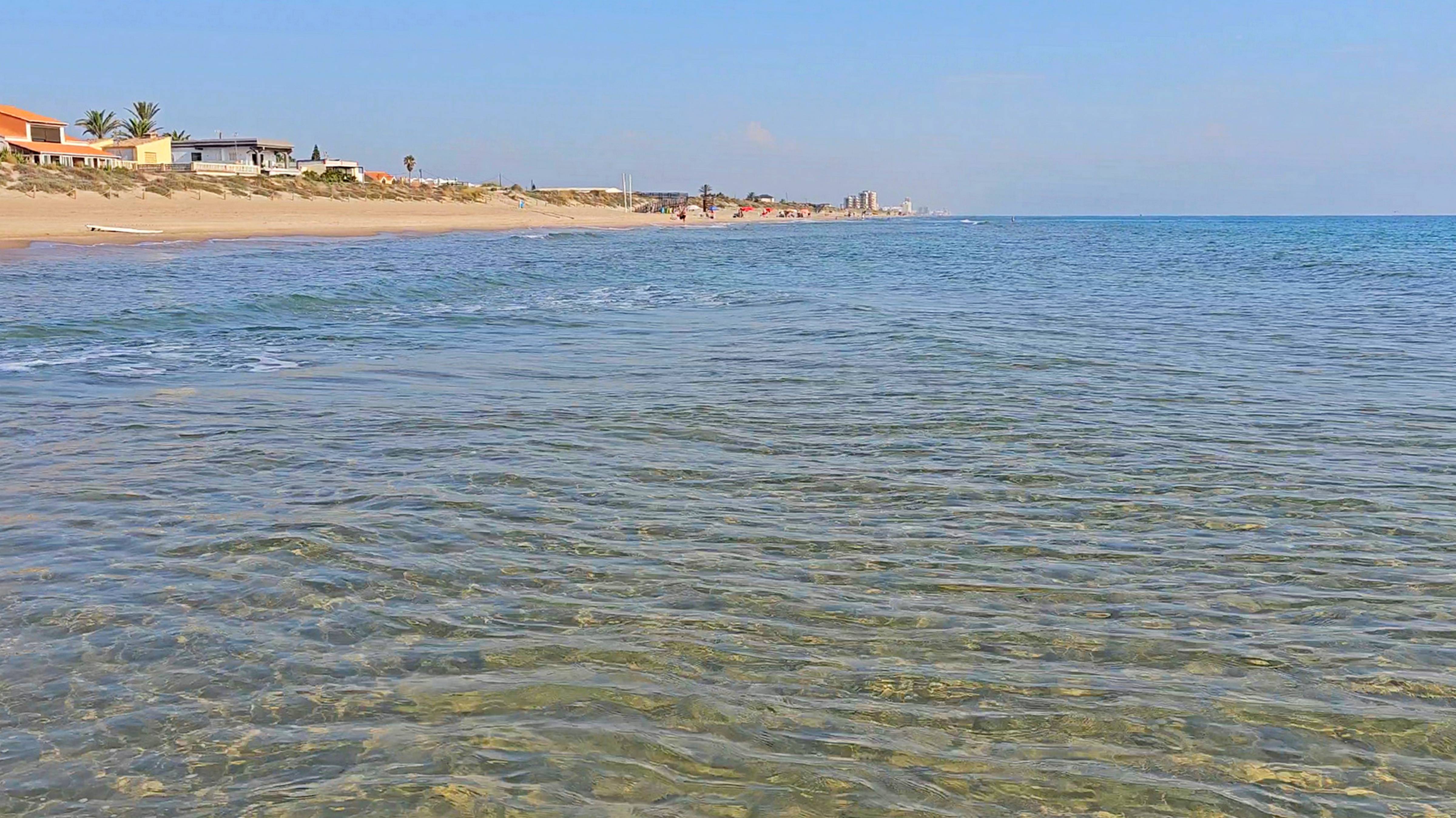Пляж под  Валенсией 2025