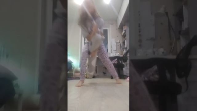 танцуем у меня на ночёвке 1 часть