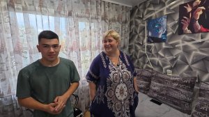 Абдугани  закончил  картину. Собираем в лагерь как будто  на месяц.