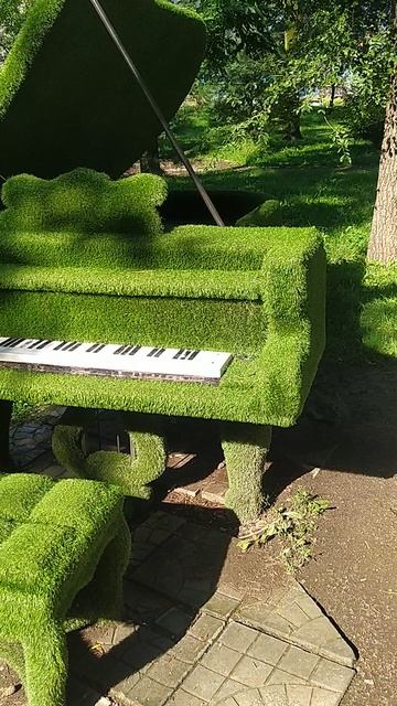 Стабильность или качели