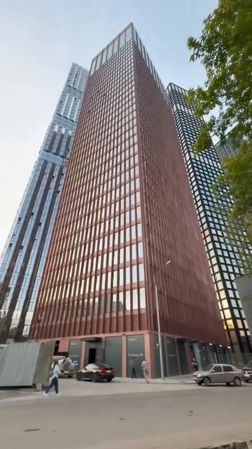 Вас когда-нибудь унижал дом у нас вот теперь построили абьюзера 😁Подписывайся на нас 👉🏼 @kolo.mp4 смотреть онлайн