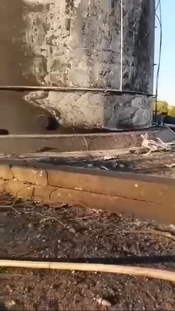 ⚡️Все, что осталось от нефтебазы азербайджанской компании SOCAR в Одессе. смотреть онлайн