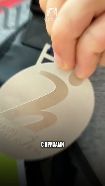 Брокер, который берёт своё — и на сделке, и на дистанции