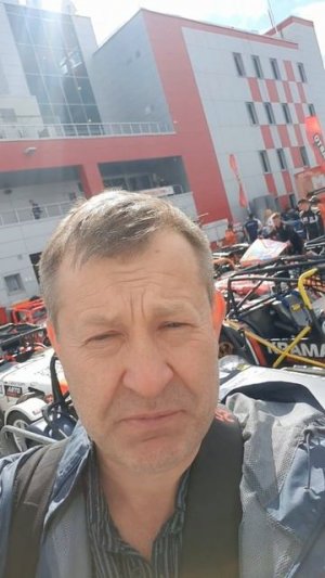 Снимаю фильм про производителя и поставщика подшипников Штурман