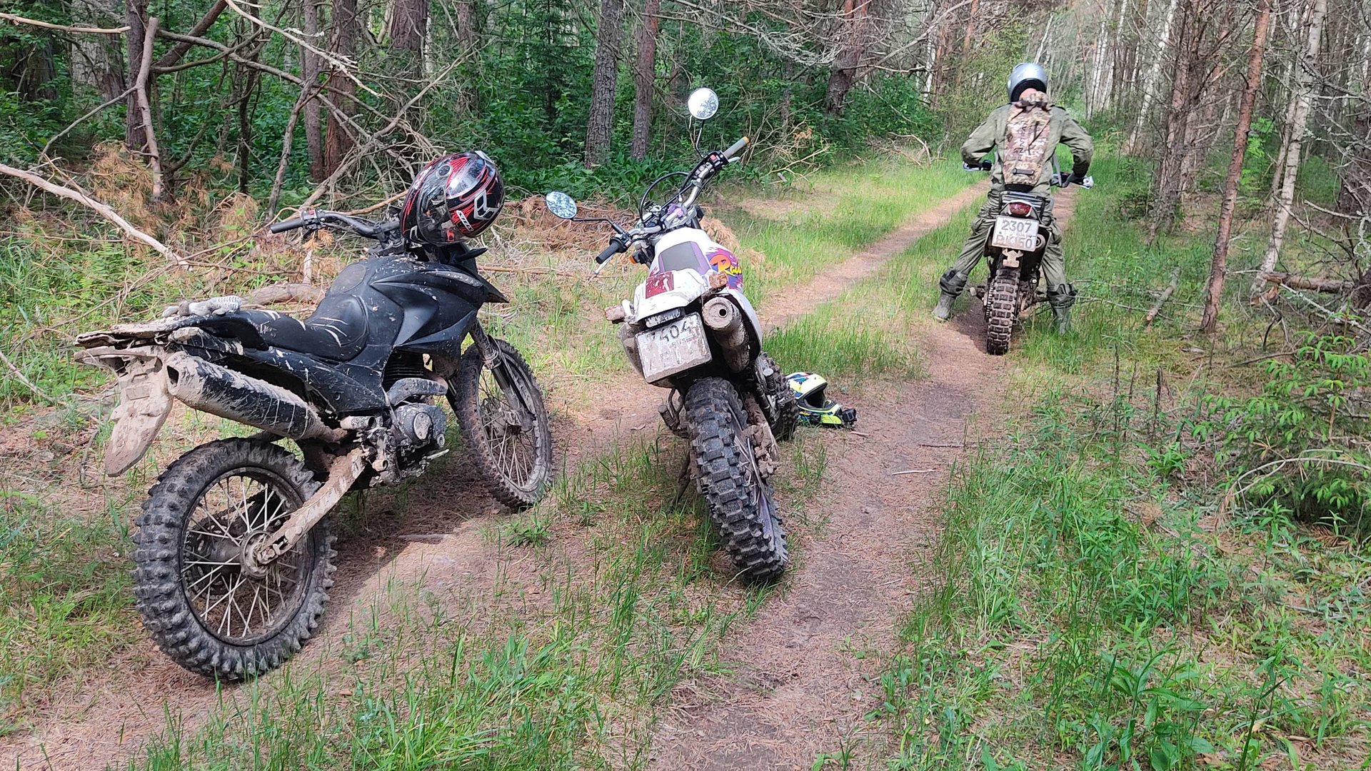 Эндуро выезд по тверским дорогам на Ямахе - бесконечные дороги смотреть онлайн