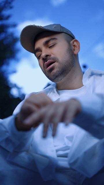 Саша Санта - Улетаю смотреть онлайн