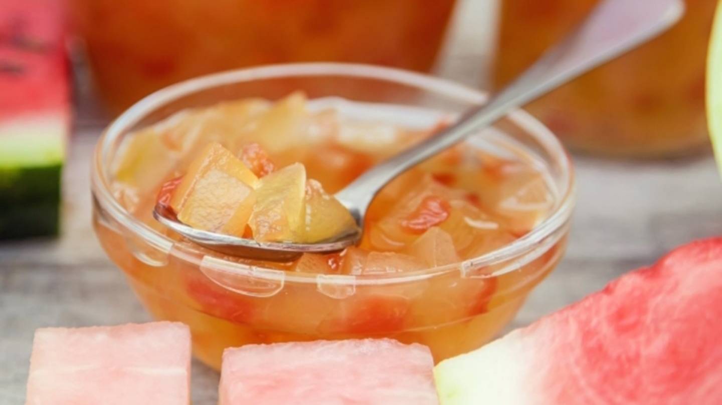 Варю Варенье из Арбузных Корок. Крашу Стиральную Машинку 😂 смотреть онлайн