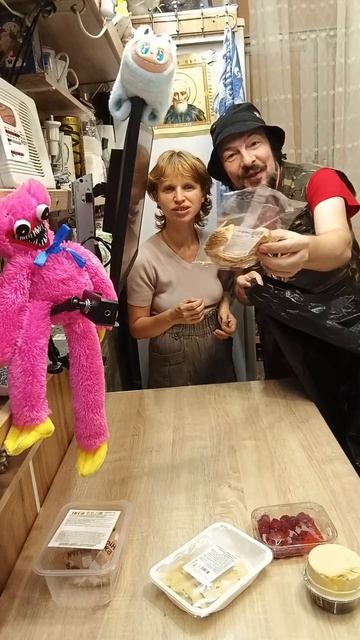 Поймали просрочку. #просрочка #продукты #бесплатно #халява #фриганство #фрики #распаковка.mp4 смотреть онлайн