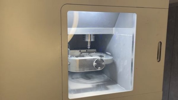 Фрезерный станок (K-lab)