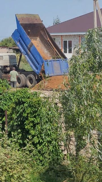 начали строить дорогу смотреть онлайн