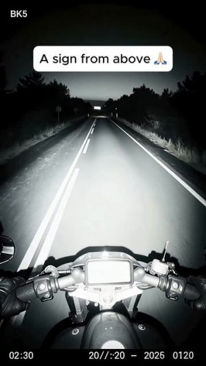 Как это объяснить... ?