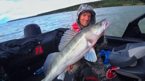 РЫБАЛКА ДО ДРОЖИ! ОПЯТЬ ПРОБЛЕМА ЗА ПРОБЛЕМОЙ! Рыбалка на пелагического судака