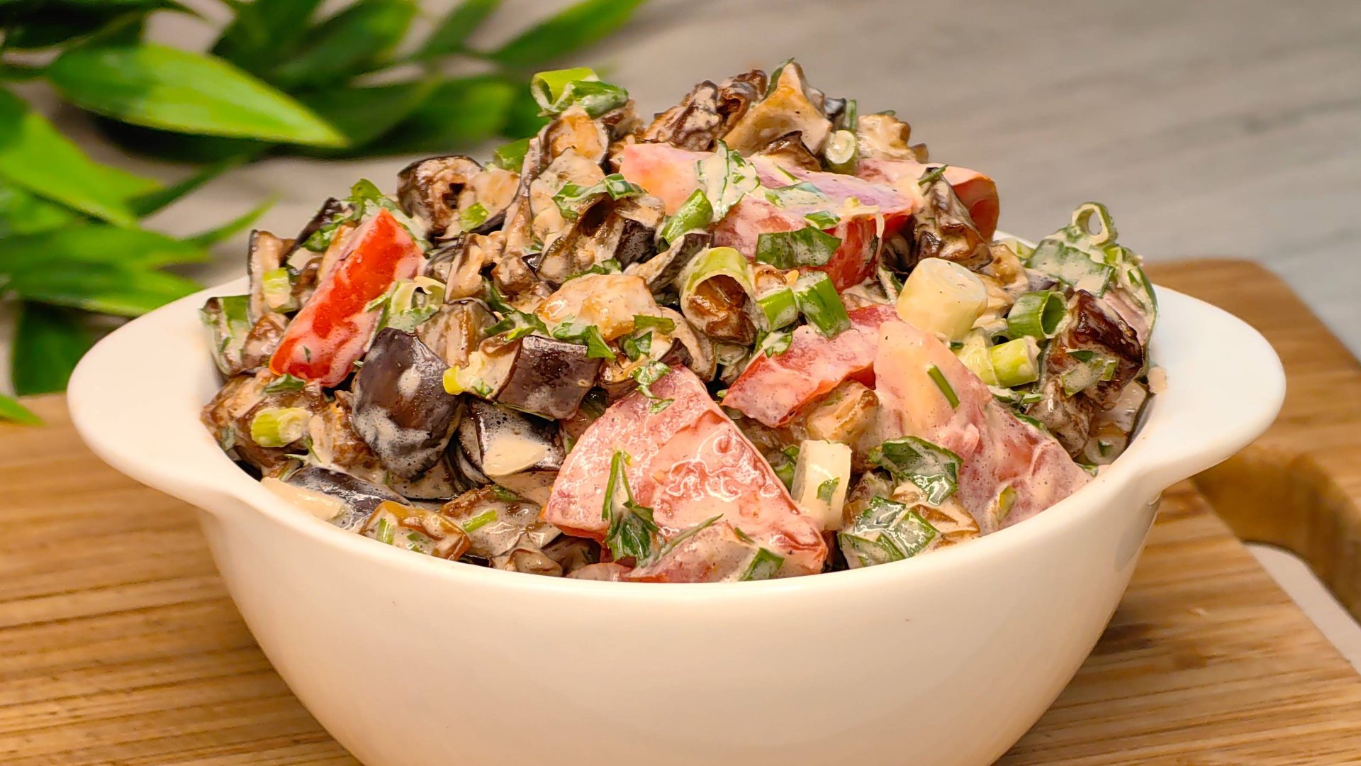 Самый вкусный салат из баклажанов🍆 смотреть онлайн