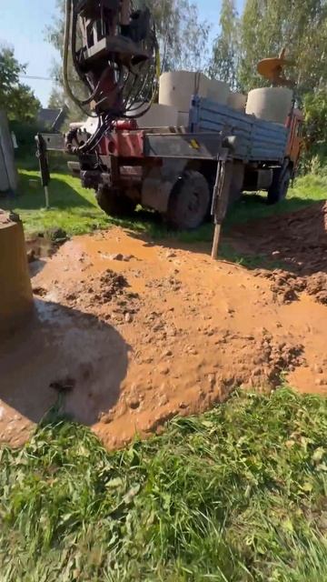 Колодец за 2 часа Бурение машиной колодца смотреть онлайн