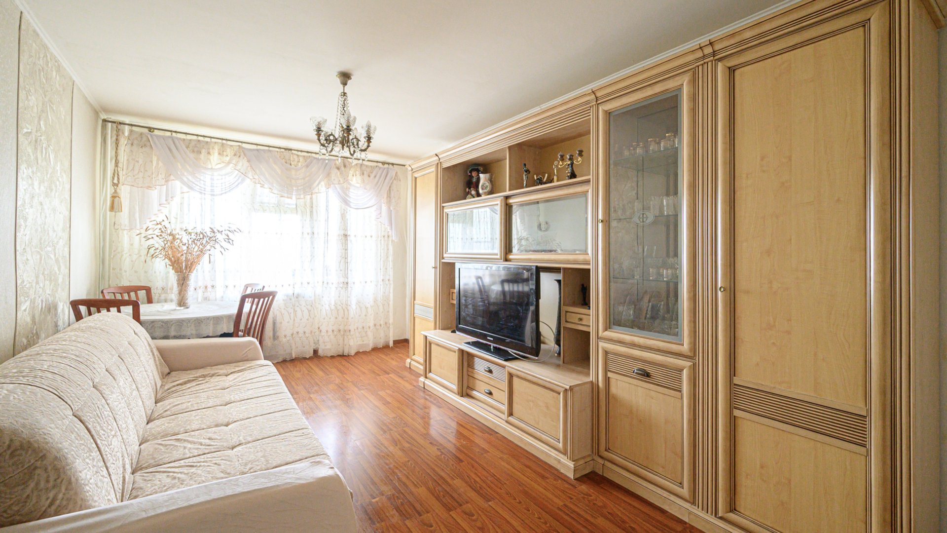 Трехкомнатная квартира, Новосибирск, Октябрьский район, ул. Бориса Богаткова, д.228 смотреть онлайн