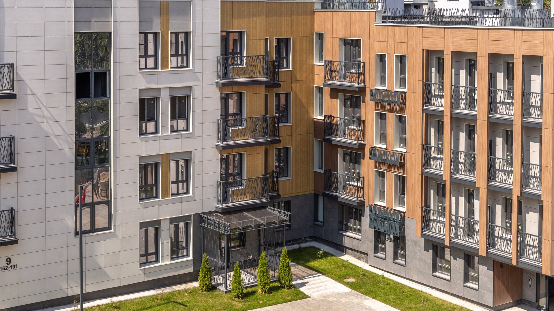 G3 Театральный. Архитектура