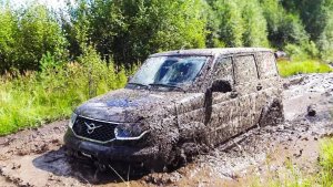 Вязнем в болоте, что нас спасёт? Бездорожье по Русски, грязь, оффроуд