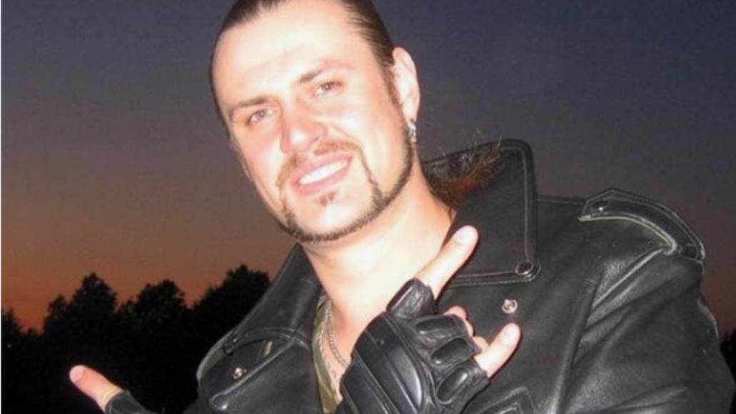 Актёр Павел Шуваев о «клейме» холостяка: «Девушка ко мне привыкнет» смотреть онлайн