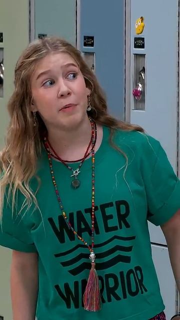 Буча атакует морская звезда! #Shorts смотреть онлайн