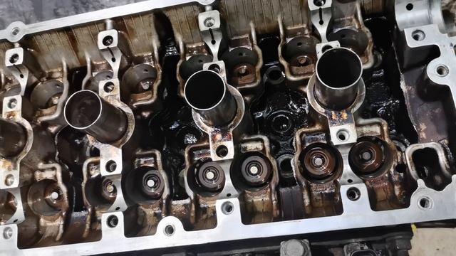 Hundai Elantra 3 Снятие ГБЦ Часть 13 Чистка (промывка) ГБЦ