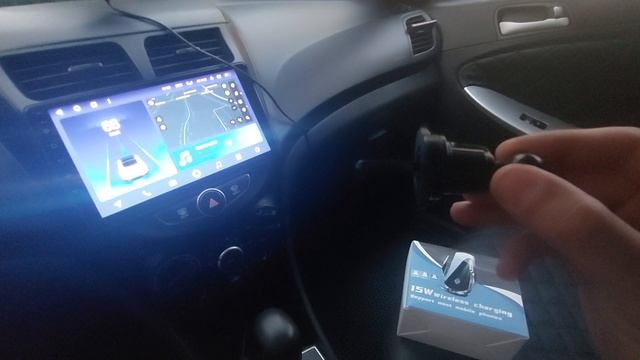 Автодержатель телефона с беспроводной зарядкой смотреть онлайн