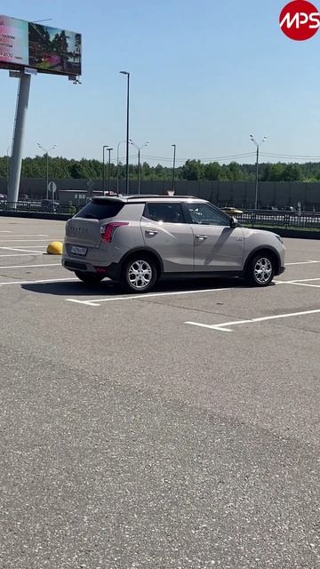 Belgee X50 против нового KGM Tivoli: японская коробка и наследие Mercedes против братского белоруса. смотреть онлайн