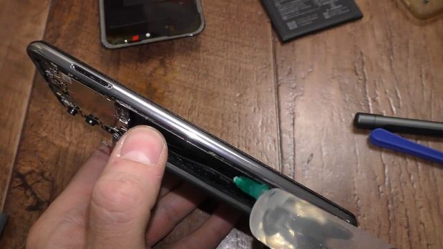 Как заменить аккумулятор для Huawei (HB4692J5ECW-31) MateBook D 15 2020, 42Wh, 3665mAh, 11.46V смотреть онлайн