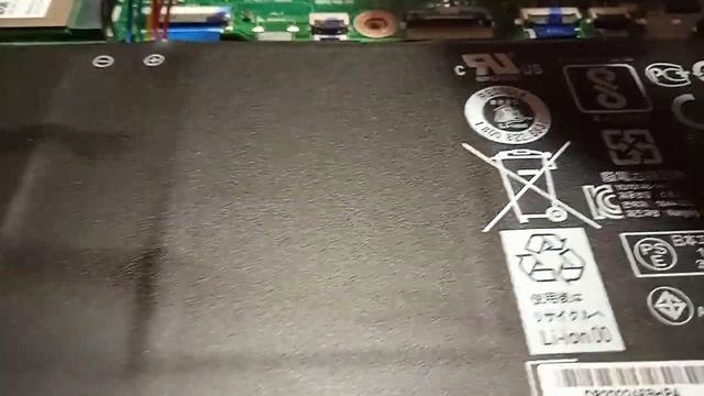 Как заменить клавиатуру для ноутбука Acer Aspire V5-531, V5-551, V5-552, V5-571, V5-572, V7-58 смотреть онлайн