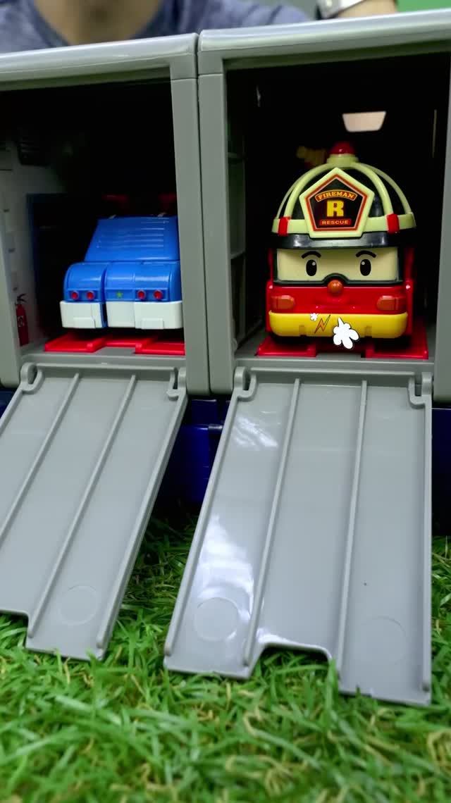 Передвижная штаб-квартира Робокаров – здесь поместятся все! #длядетей #машинкидлядетей #игрушки смотреть онлайн