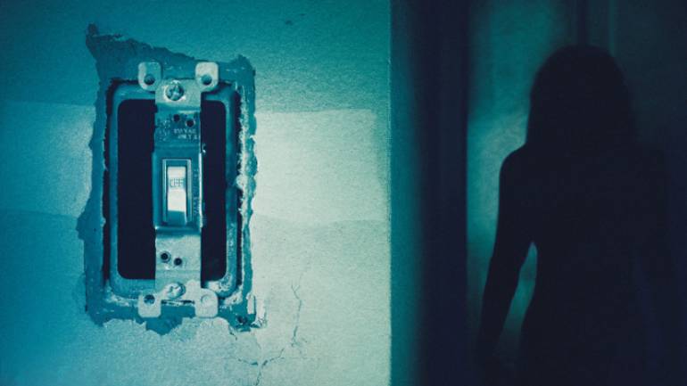 Трейлер фильма - И гаснет свет... (2016) Ужасы смотреть онлайн