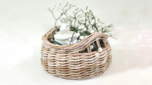 Плетем пухлую корзинку из бумажной лозы