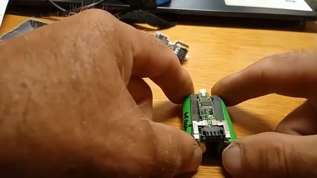 Как заменить аккумулятор для камеры Sony NP-FW50 смотреть онлайн