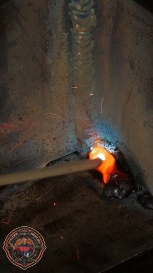 Как сварить в углу электродом? #сварка