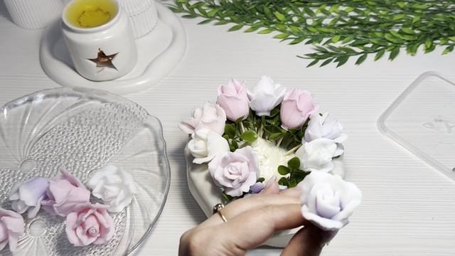 Как собрать букет из роз в гипсовом кашпо руки (Лодошки) мыловарение смотреть онлайн