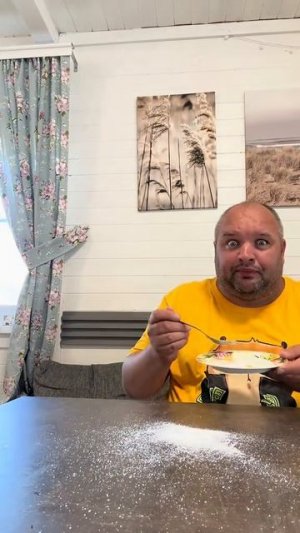 Дочка психанула)))