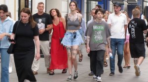 🔥 Жаркое лето в Москве. ❤️ Как одеваются русские девушки модные и не очень. Московский стритстайл