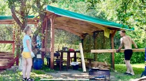 КУПИЛИ СТАРУЮ ДАЧУ в ДАЛИ от ГОРОДА у ЛЕСА , ПОД ВОССТАНОВЛЕНИЕ ! СТРОИМ и ЖИВЁМ в ДВОЁМ . #3