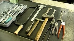 Видео инструкция по охране труда при работе с ручным слесарным инструментом